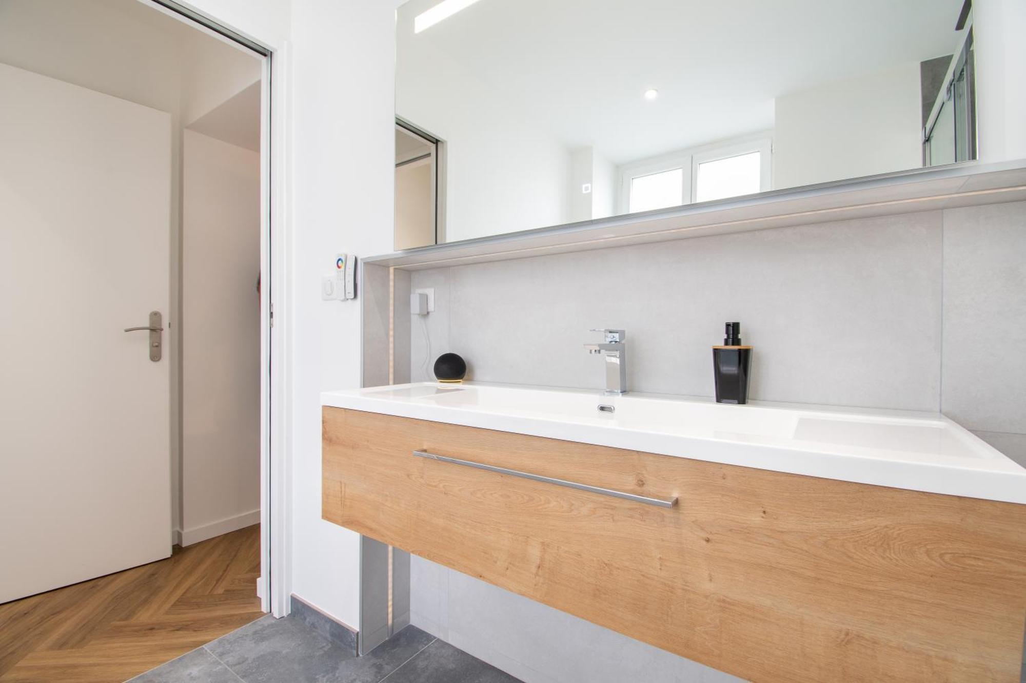L'Appartement Des Ducs Avec Baignoire Double Нант Экстерьер фото